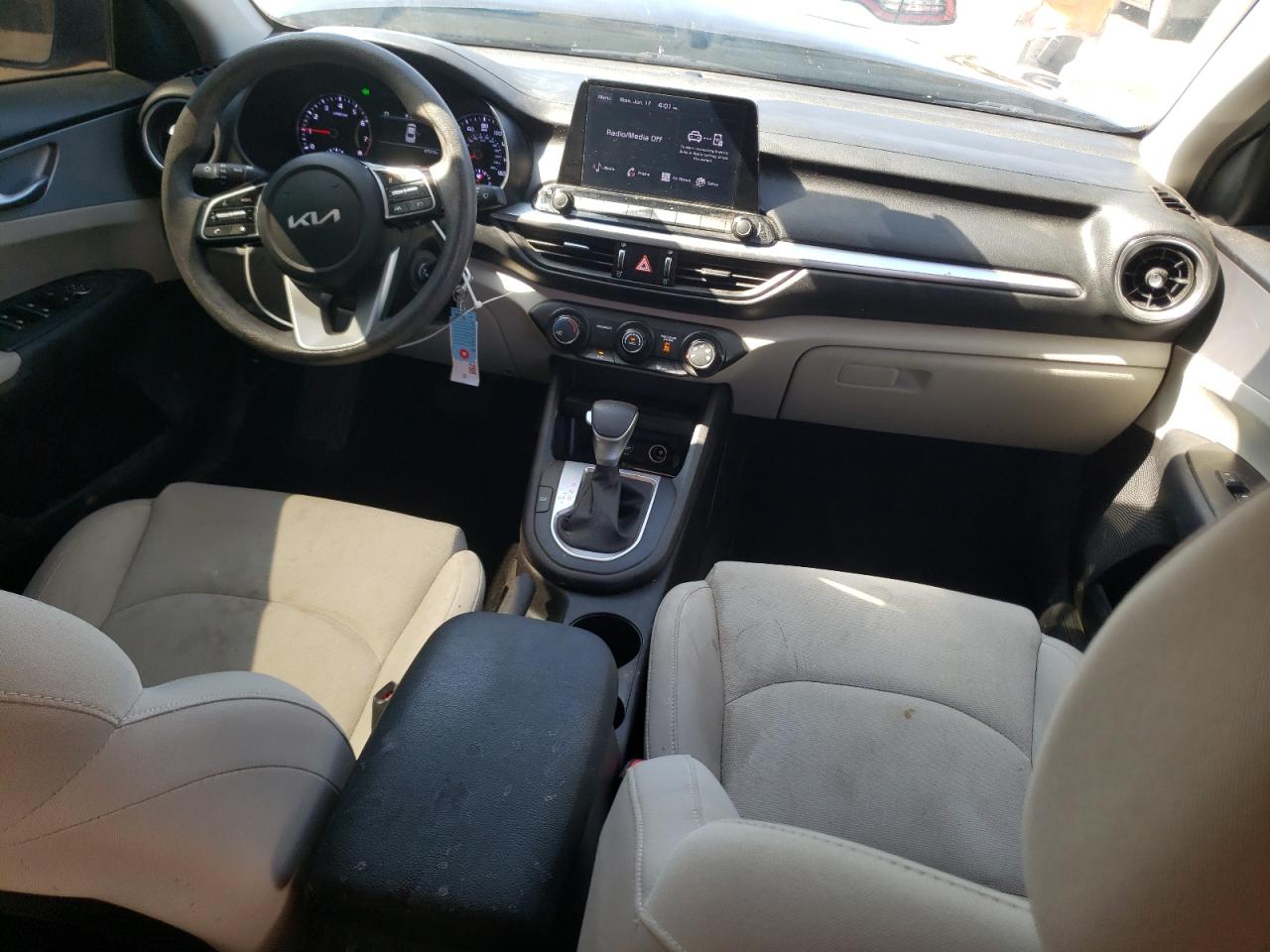 2022 KIA FORTE FE VIN:3KPF24AD6NE421085