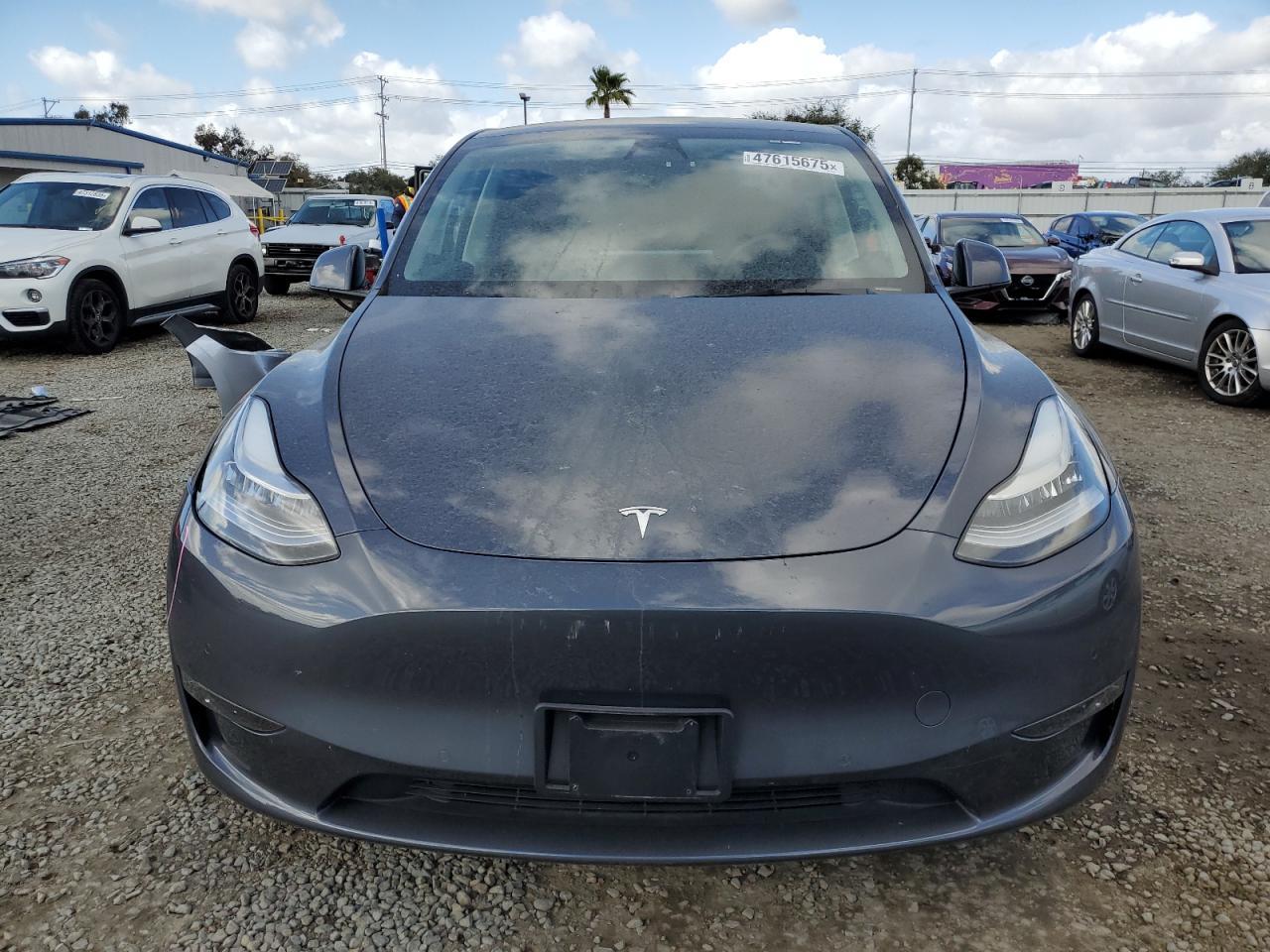 2022 TESLA MODEL Y  VIN:7SAYGDEE4NA018472