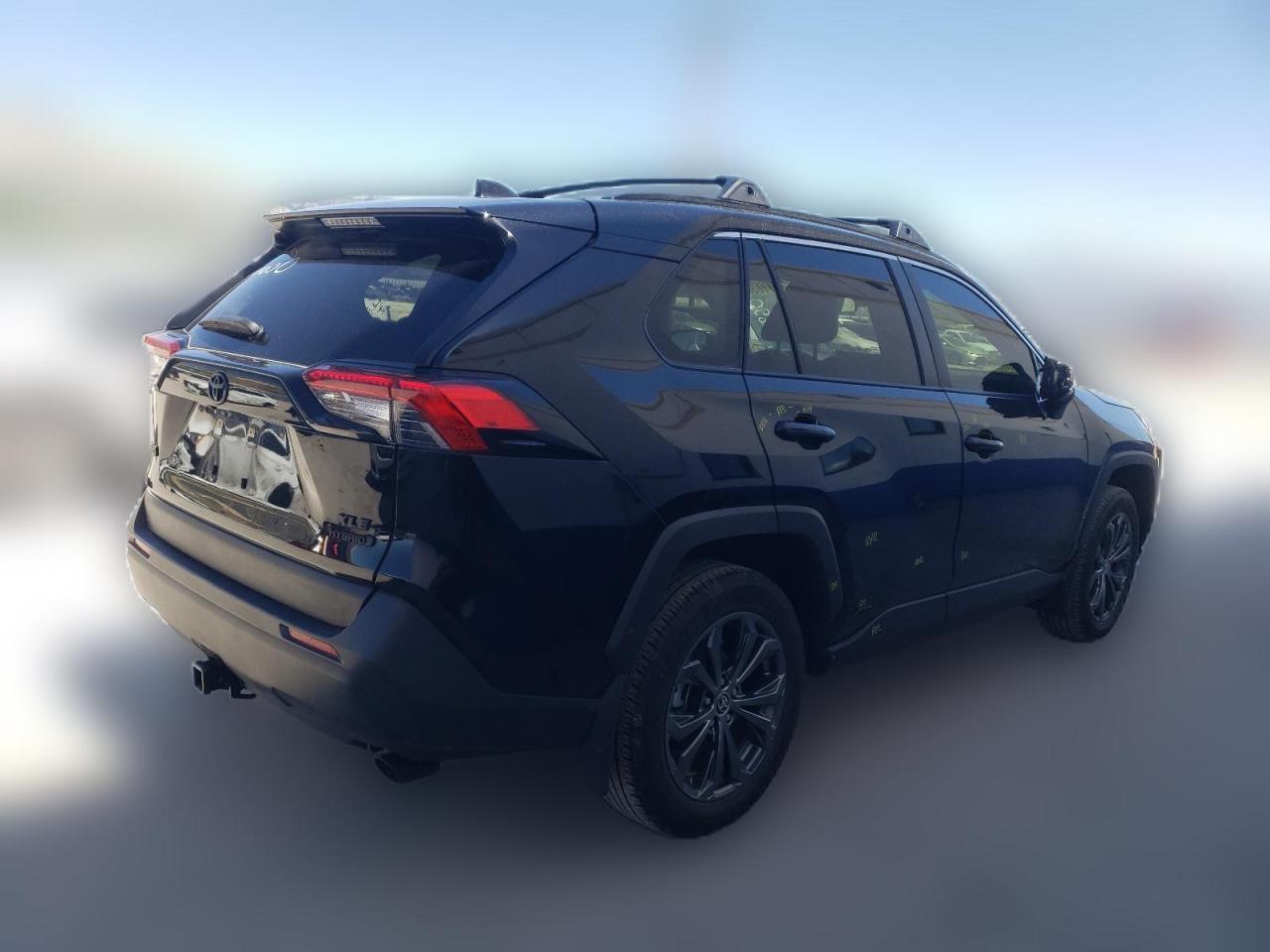 2022 TOYOTA RAV4 XLE PREMIUM VIN:JTMB6RFV4ND073970