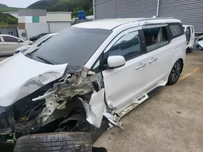 2014 Kia Carnival VIN: