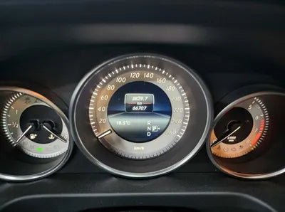 2015 Mercedes-Benz E 400 VIN: