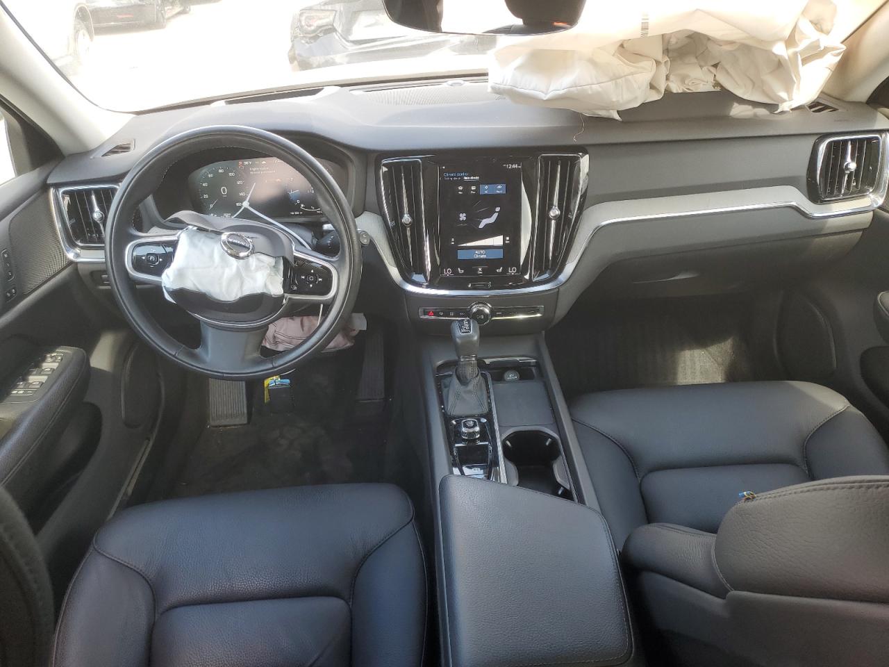 2022 VOLVO V60 CROSS COUNTRY T5 MOMENTUM VIN:YV4102WK6N2089607
