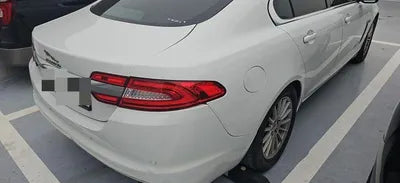 2015 Jaguar XF VIN: