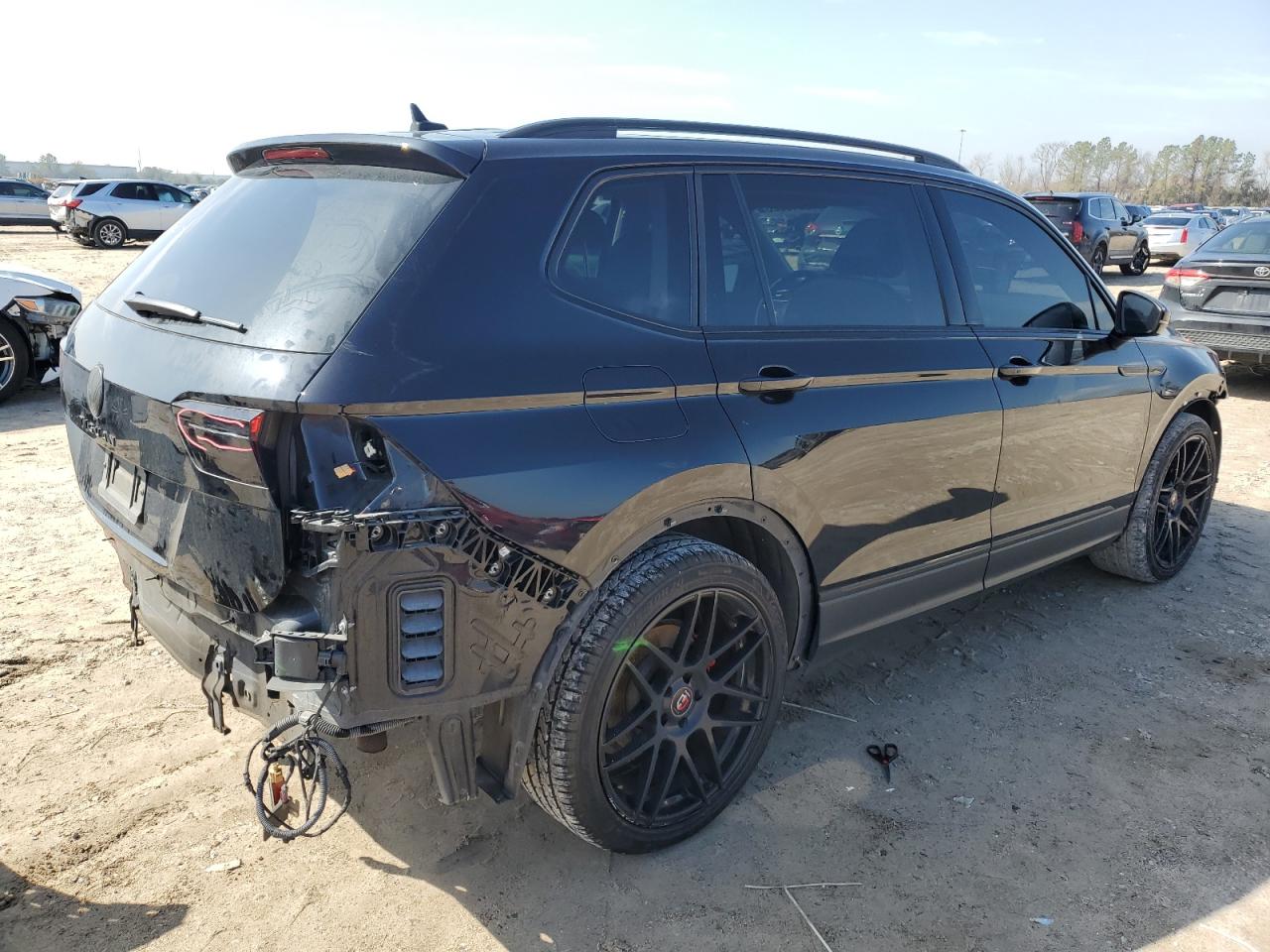 2022 VOLKSWAGEN TIGUAN SE VIN:3VV3B7AX3NM013780