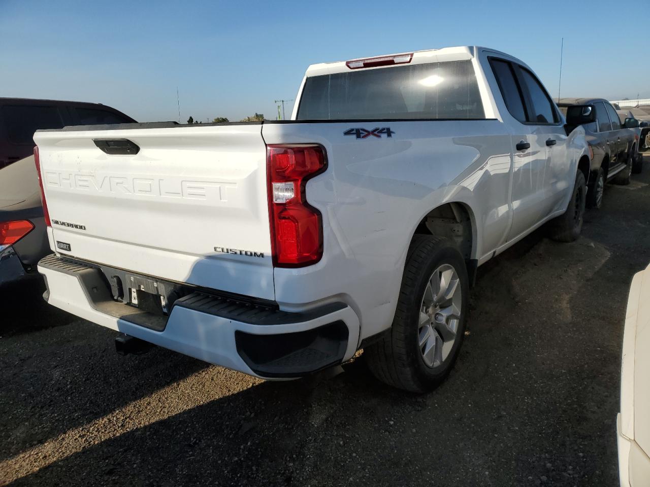 2022 CHEVROLET SILVERADO LTD K1500 CUSTOM VIN:1GCRYBEK8NZ200102