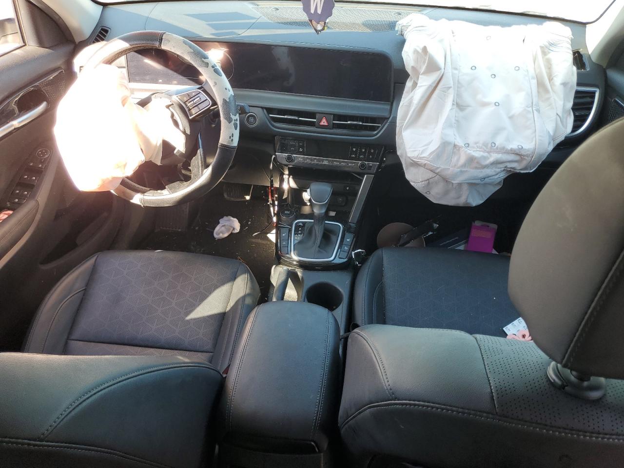 2024 KIA SELTOS EX VIN:KNDER2AAXR7484200