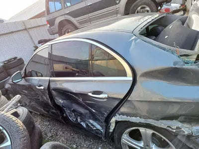 2018 Mercedes-Benz E 200 WDDZF4CB9JA302530 VIN:WDDZF4CB9JA302530