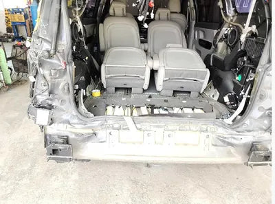 2018 Kia Carnival KNAME81ABJS401912 VIN:KNAME81ABJS401912
