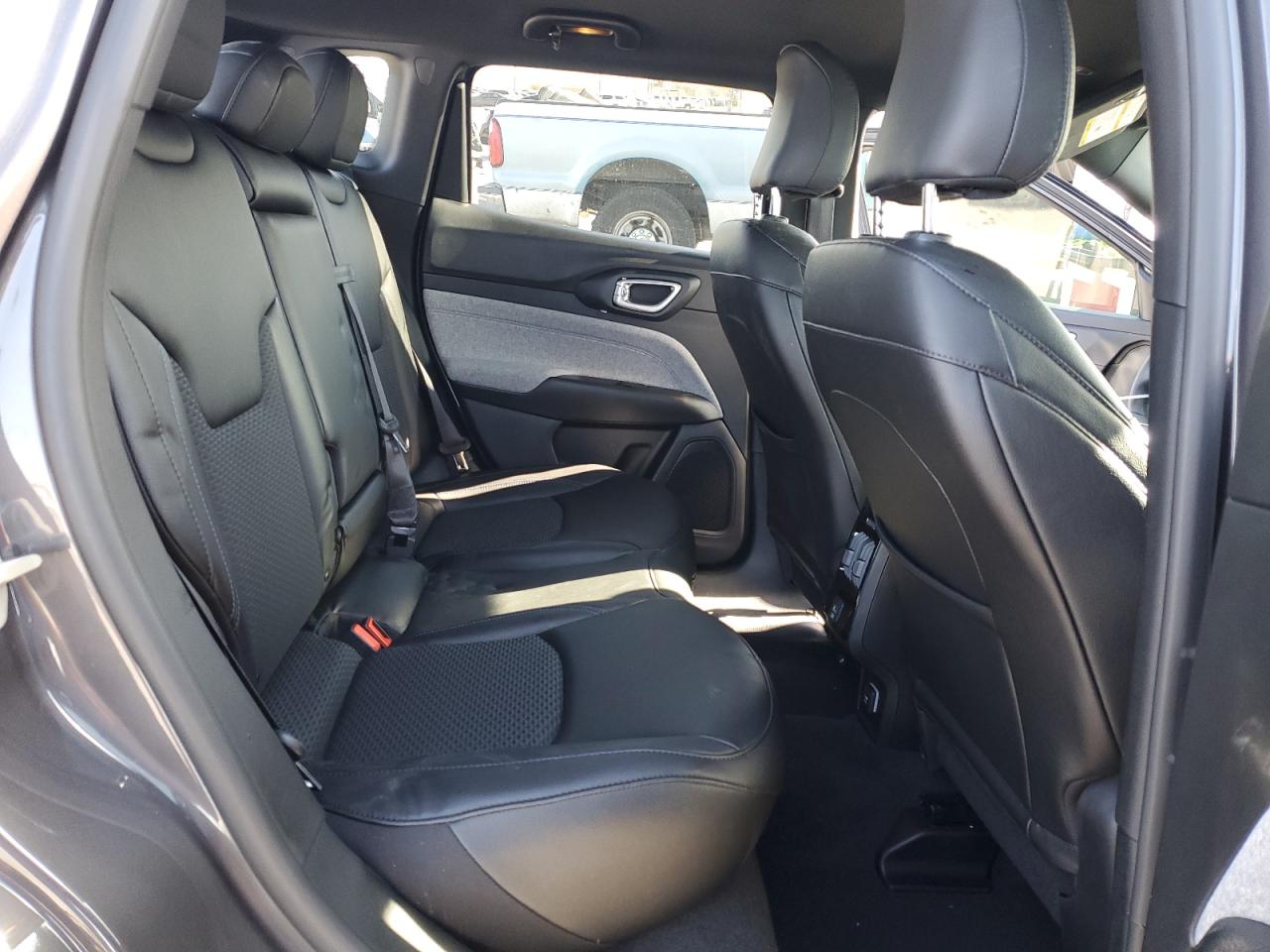 2024 JEEP COMPASS LATITUDE VIN:3C4NJDBN9RT119751