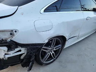 2017 Mercedes-Benz E 220 VIN: