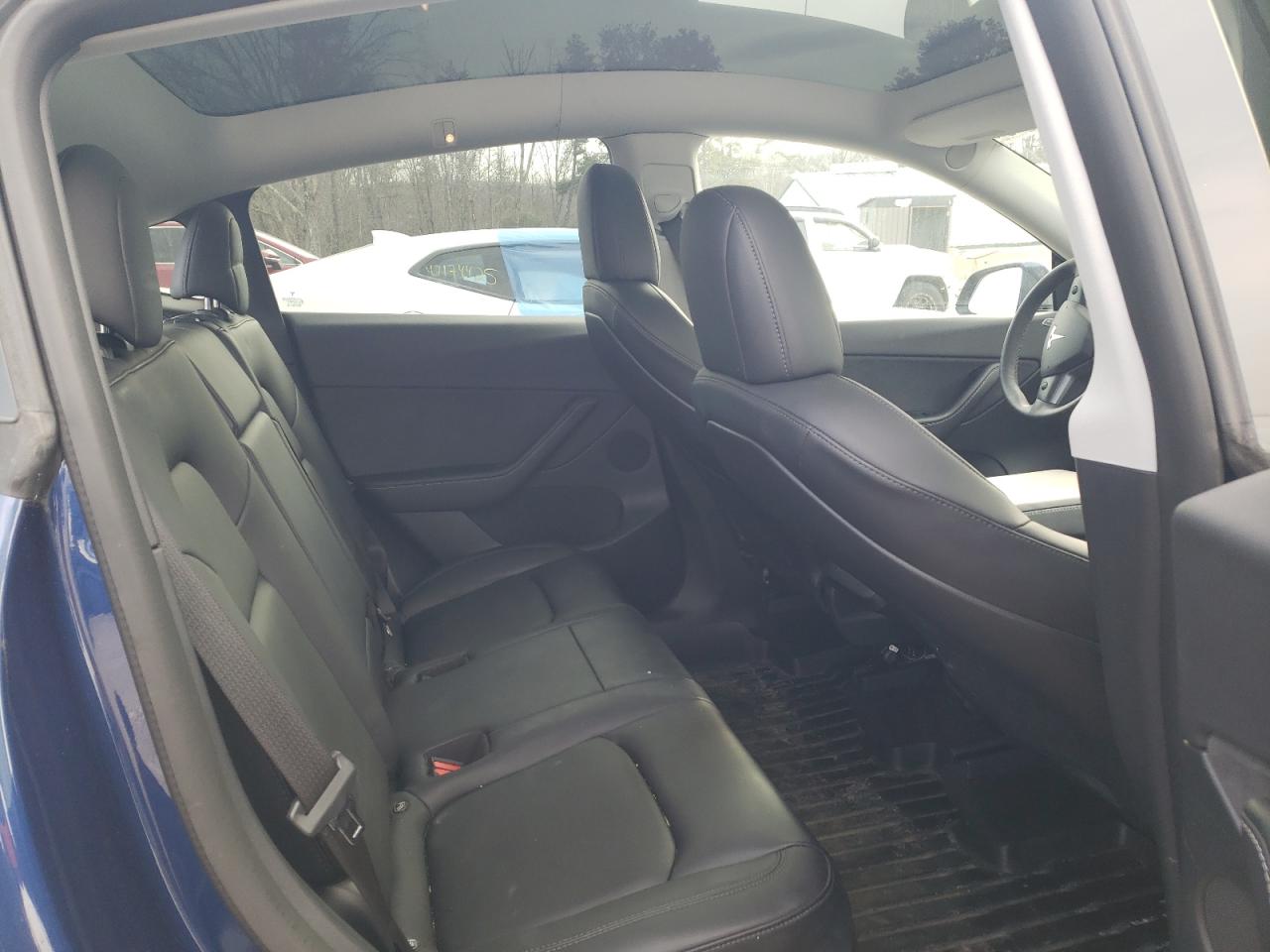 2022 TESLA MODEL Y  VIN:7SAYGDEE9NF384642