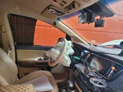 2017 Kia Carnival 880KMKNAME81ABHS2 VIN:880KMKNAME81ABHS2