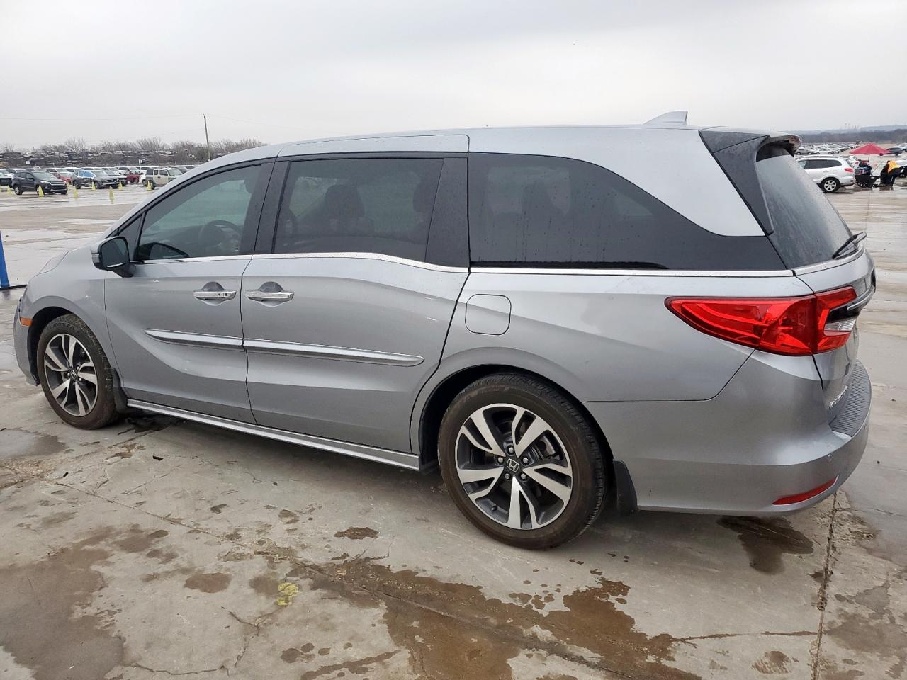 2024 HONDA ODYSSEY TOURING VIN:5FNRL6H85RB004443