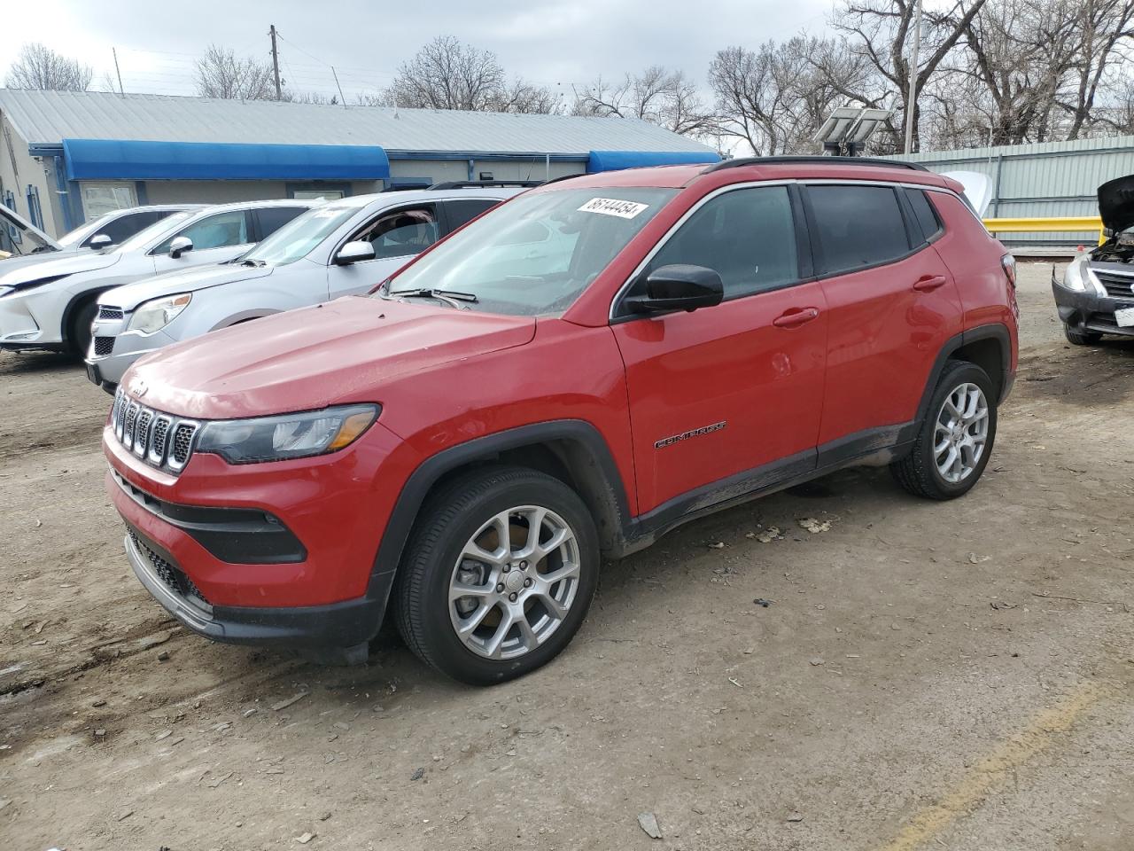 2023 JEEP COMPASS LATITUDE LUX VIN:3C4NJDFN0PT558540