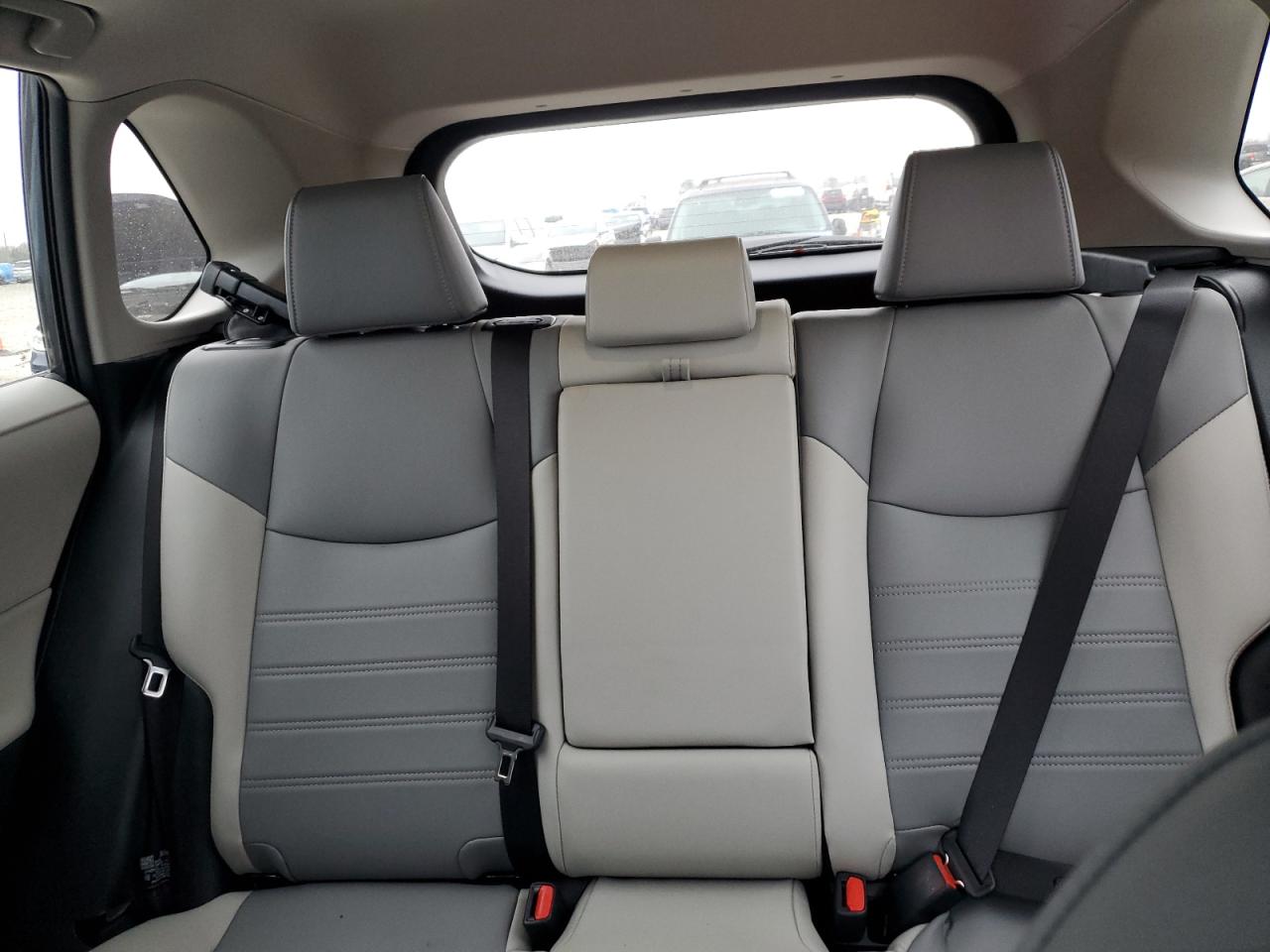 2024 TOYOTA RAV4 XLE PREMIUM VIN:2T3C1RFV2RC286218