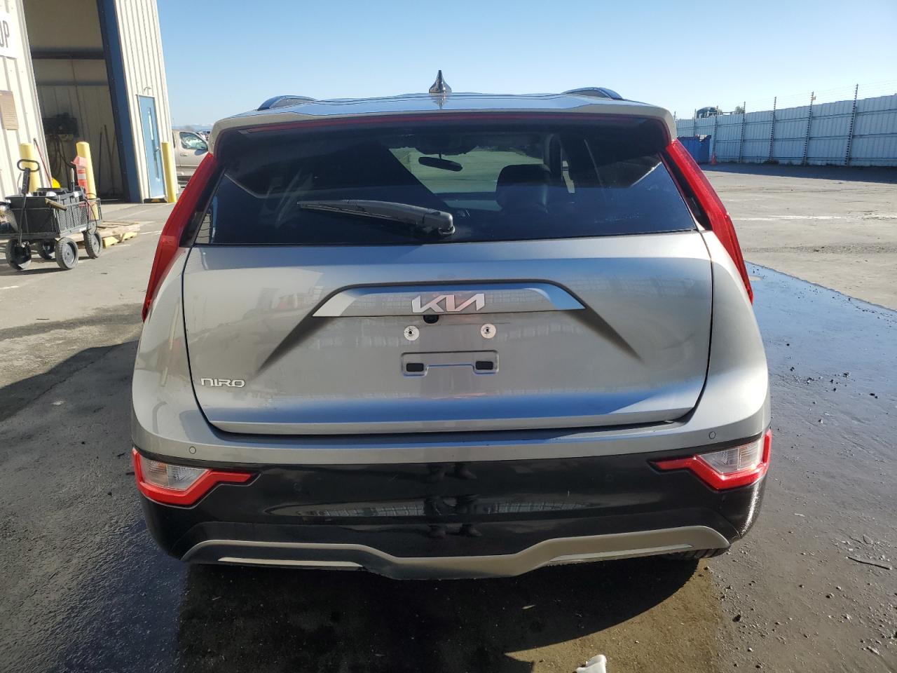 2023 KIA NIRO WIND VIN:KNDCR3L13P5033578