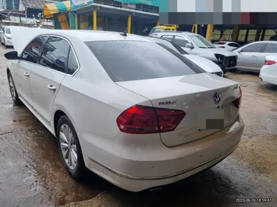 2014 Volkswagen Passat VIN:
