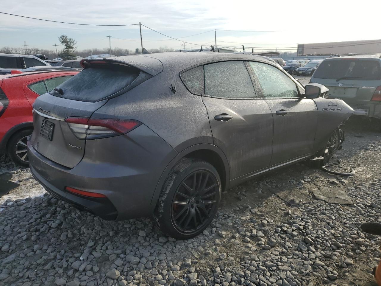 2022 MASERATI LEVANTE MODENA VIN:ZN661YUMXNX402267