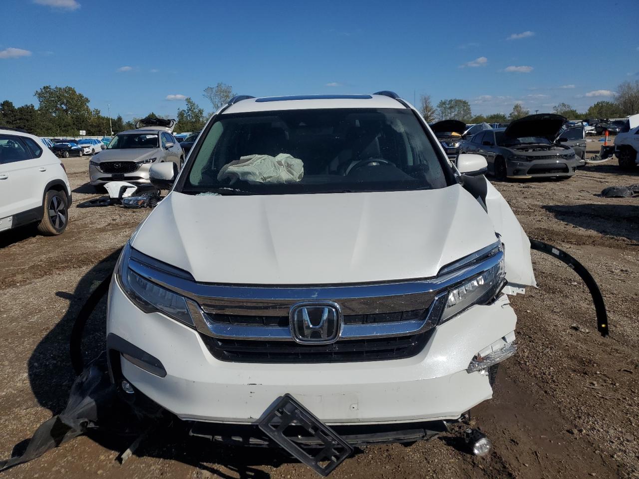 2022 HONDA PILOT TOURING VIN:5FNYF6H9XNB016092