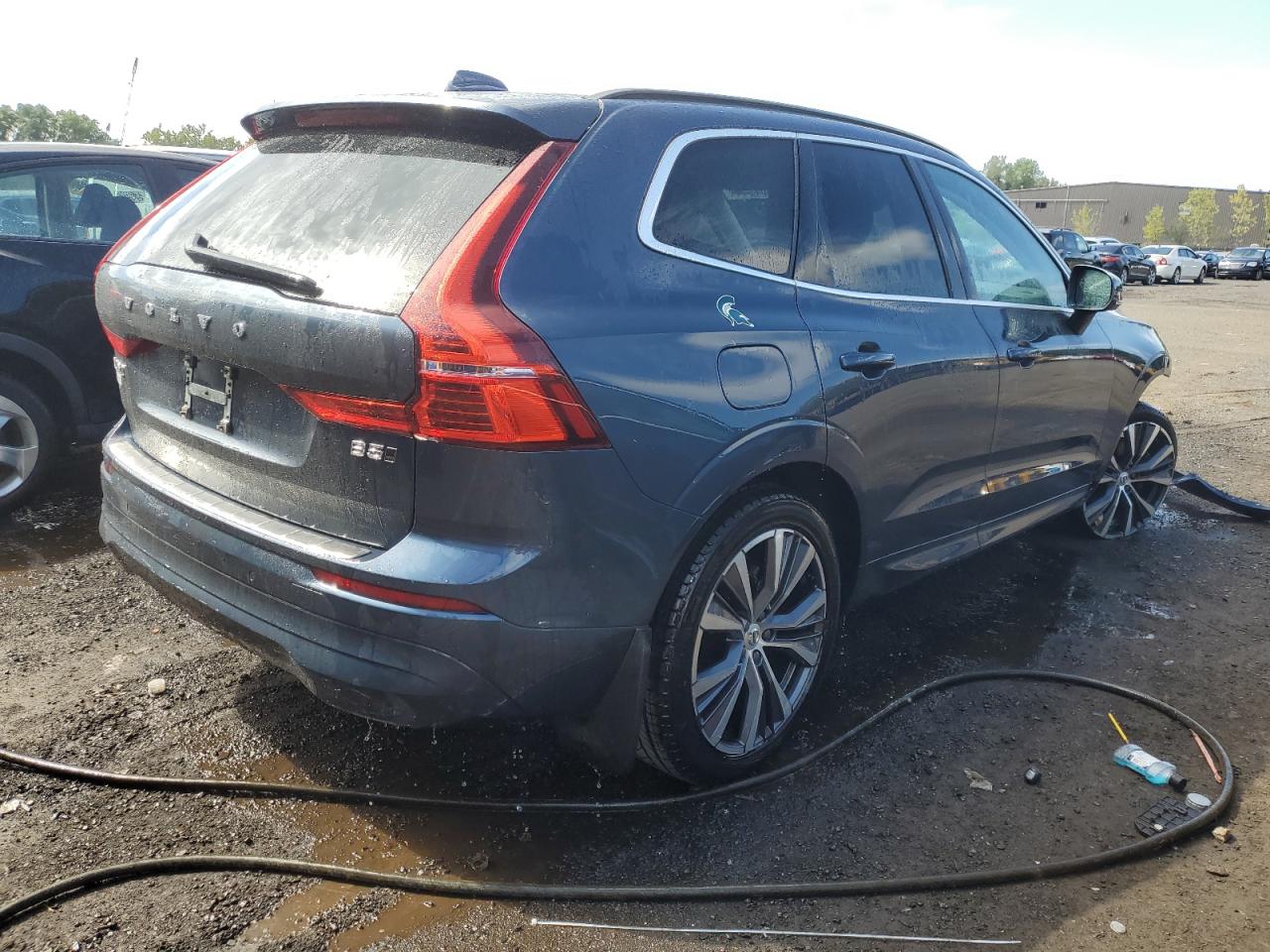 2022 VOLVO XC60 B5 MOMENTUM VIN:YV4L12RK3N1911559