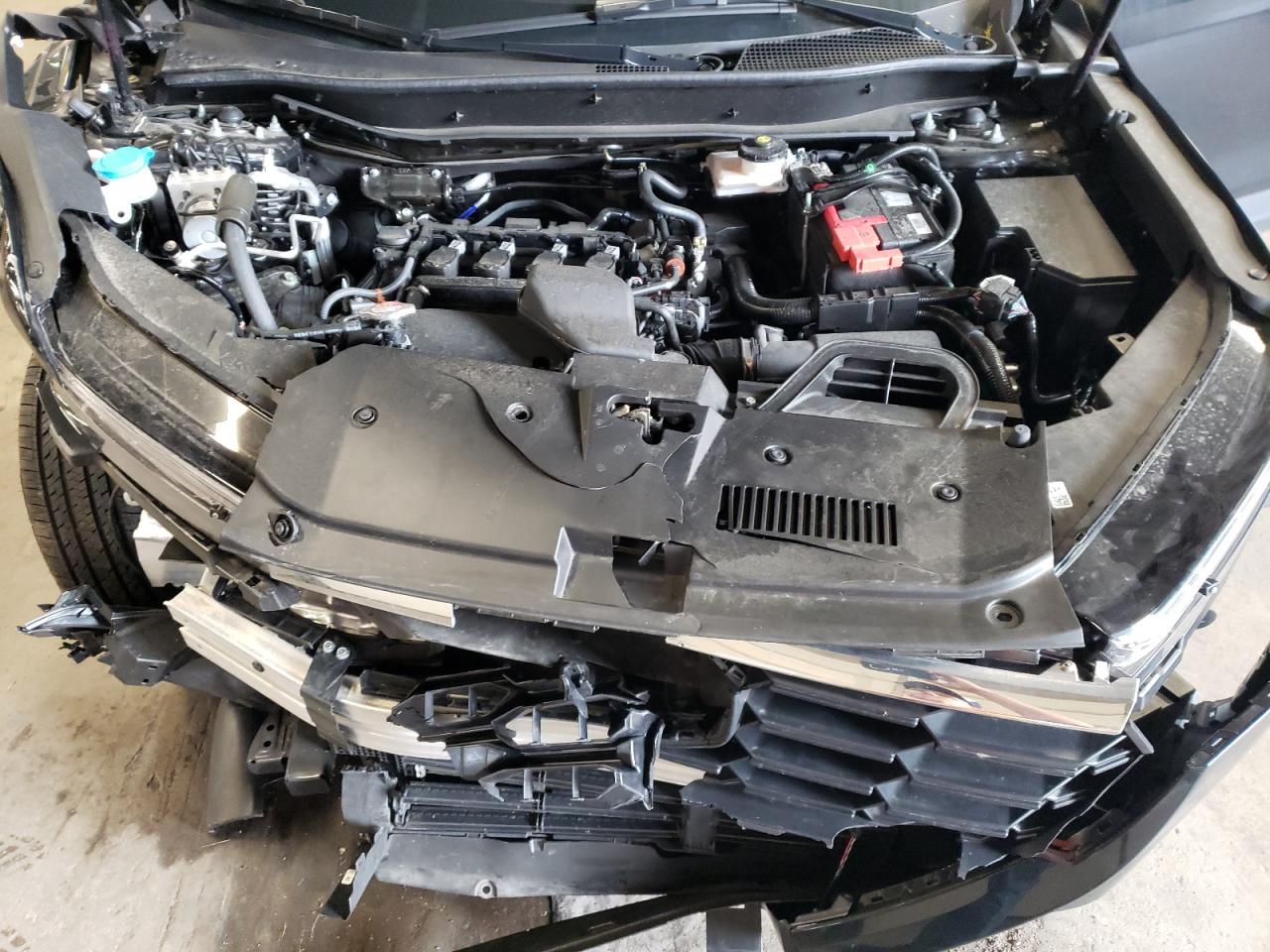 2024 HONDA CR-V LX VIN:2HKRS4H27RH443793