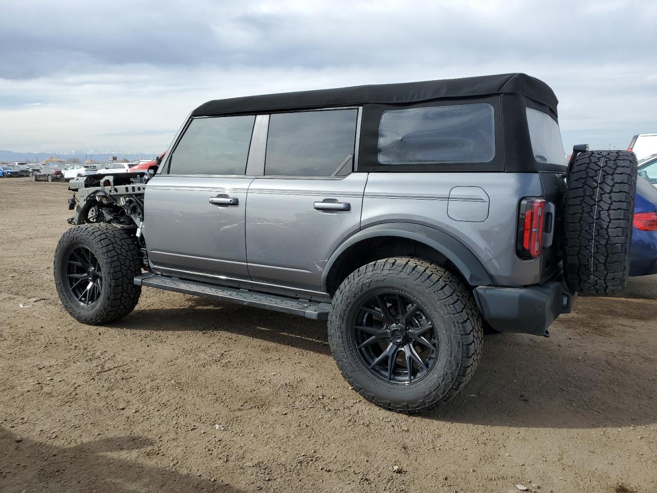 2024 FORD BRONCO OUTER BANKS VIN:1FMEE8BPXRLA42019