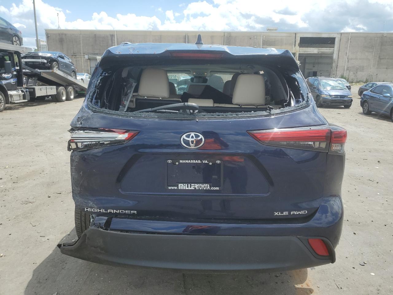 2022 TOYOTA HIGHLANDER XLE VIN:5TDGZRBH3NS581929