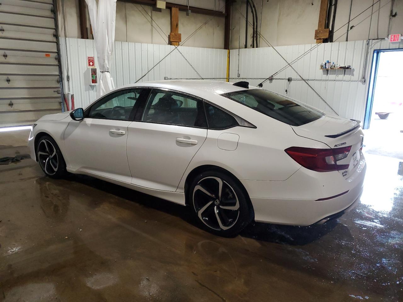 2022 HONDA ACCORD SPORT VIN:1HGCV1F37NA049740