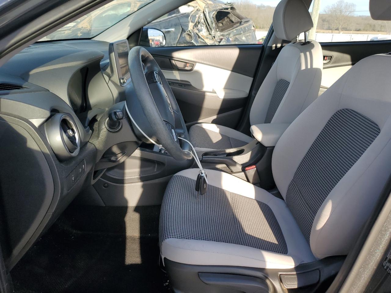 2022 HYUNDAI KONA SEL VIN:KM8K22AB2NU848410