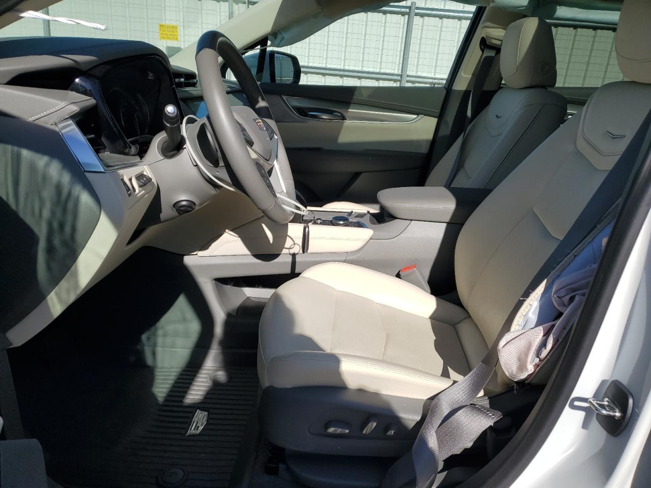 2024 CADILLAC XT5 PREMIUM LUXURY VIN:1GYKNDRS0RZ701064