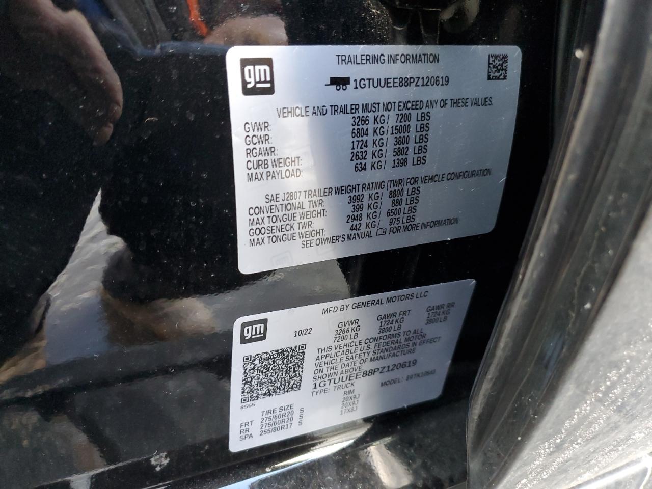 2023 GMC SIERRA K1500 AT4 VIN:1GTUUEE88PZ120619
