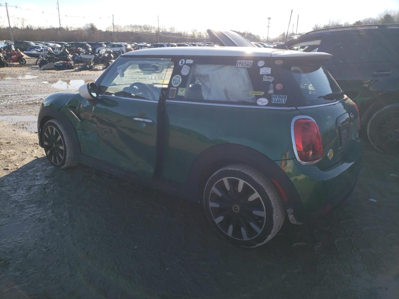 2024 MINI COOPER SE VIN:WMW13DJ01R2U65869