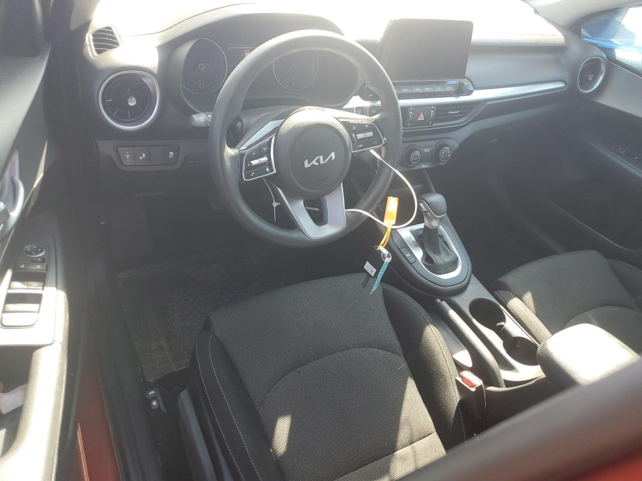 2022 KIA FORTE FE VIN:3KPF24AD8NE471809