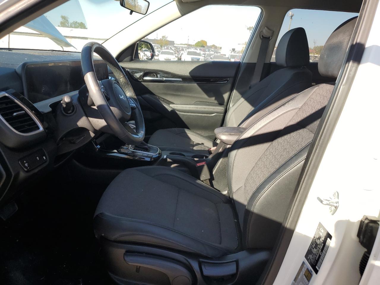 2024 KIA SELTOS S VIN:KNDEUCAA8R7516646