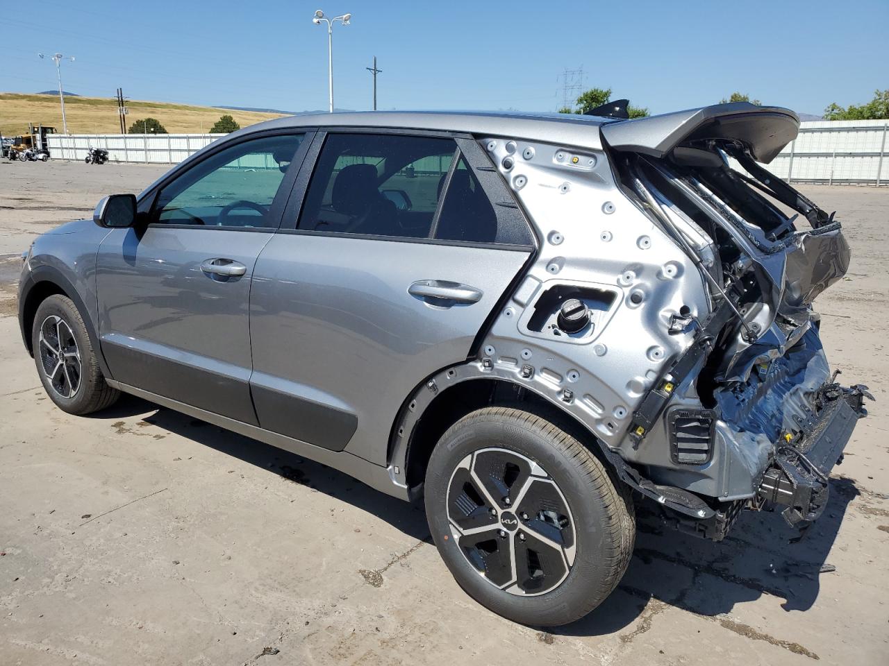 2024 KIA NIRO LX VIN:KNDCP3LE8R5189644