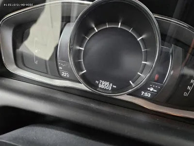 2016 Volvo XC60 VIN: