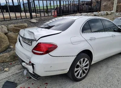 2019 Mercedes-Benz E 220 WDDZF0FB4KA692717 VIN:WDDZF0FB4KA692717