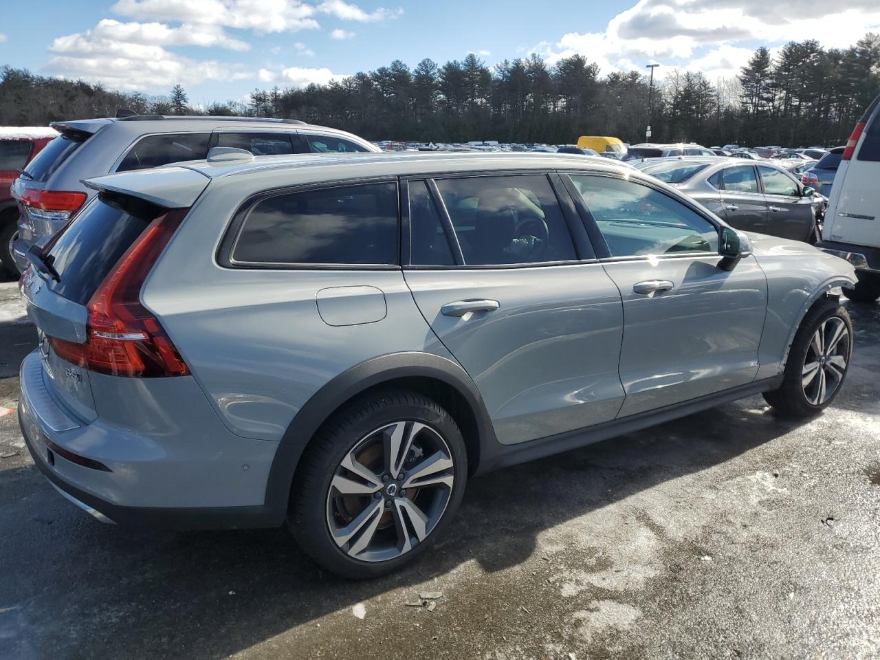 2024 VOLVO V60 CROSS COUNTRY PLUS VIN:YV4L12WYXR2134824