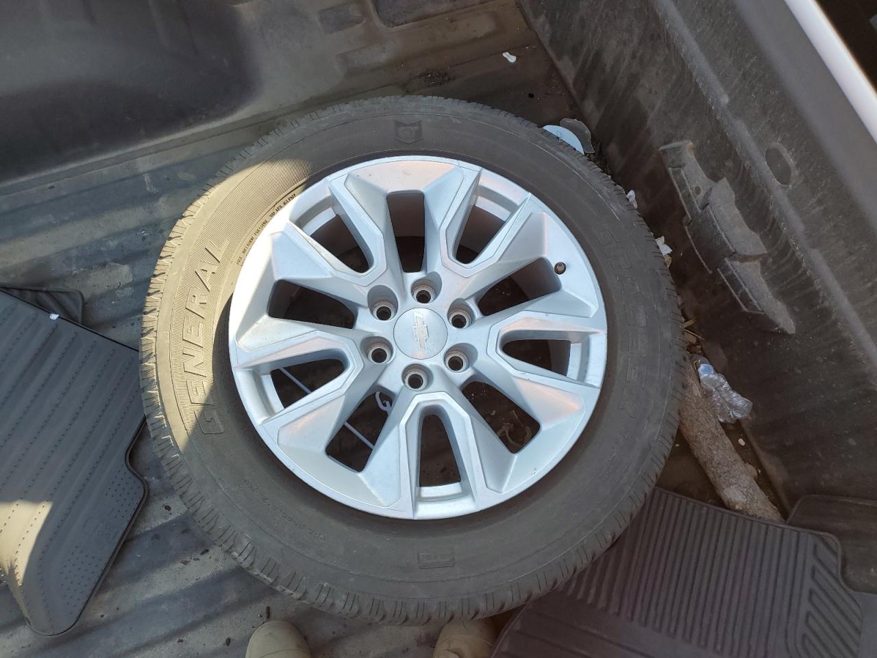 2022 CHEVROLET SILVERADO LTD K1500 CUSTOM VIN:1GCRYBEK8NZ200102