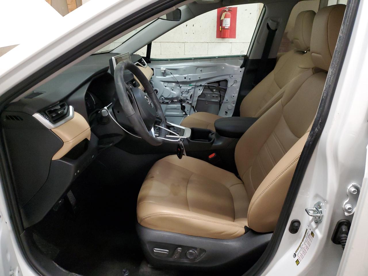 2023 TOYOTA RAV4 XLE PREMIUM VIN:2T3A1RFV6PW347203