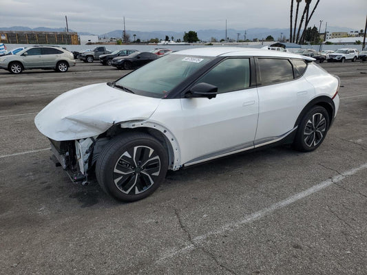 2022 KIA EV6 LIGHT VIN:KNDC3DLC0N5055138