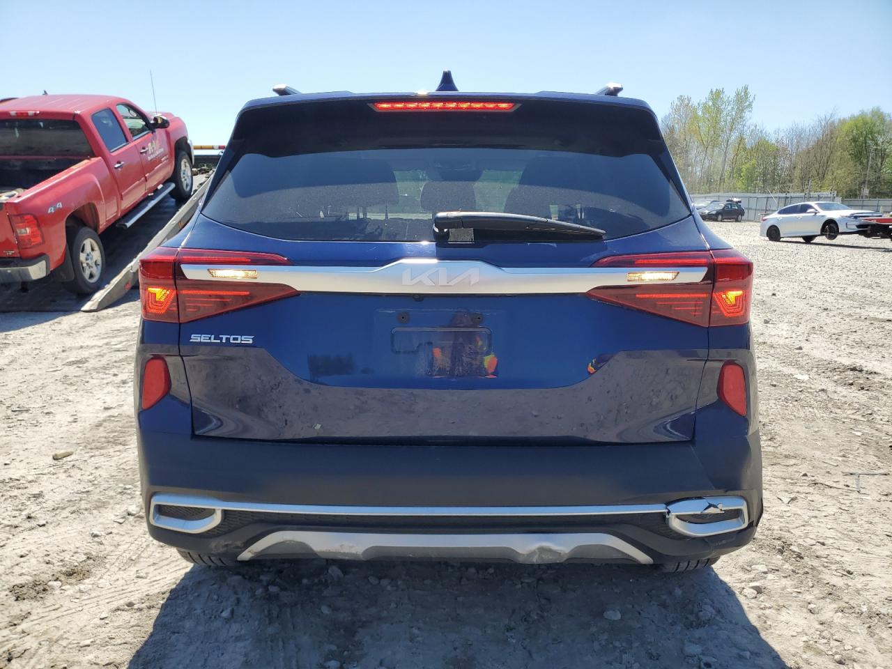 2022 KIA SELTOS EX VIN:KNDERCAAXN7305881