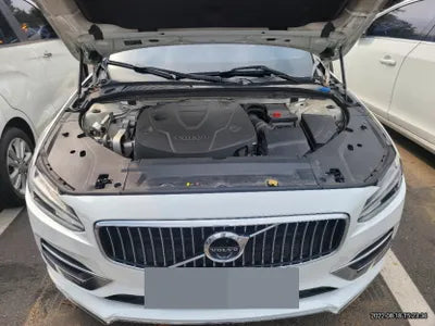 2017 Volvo S90 VIN: