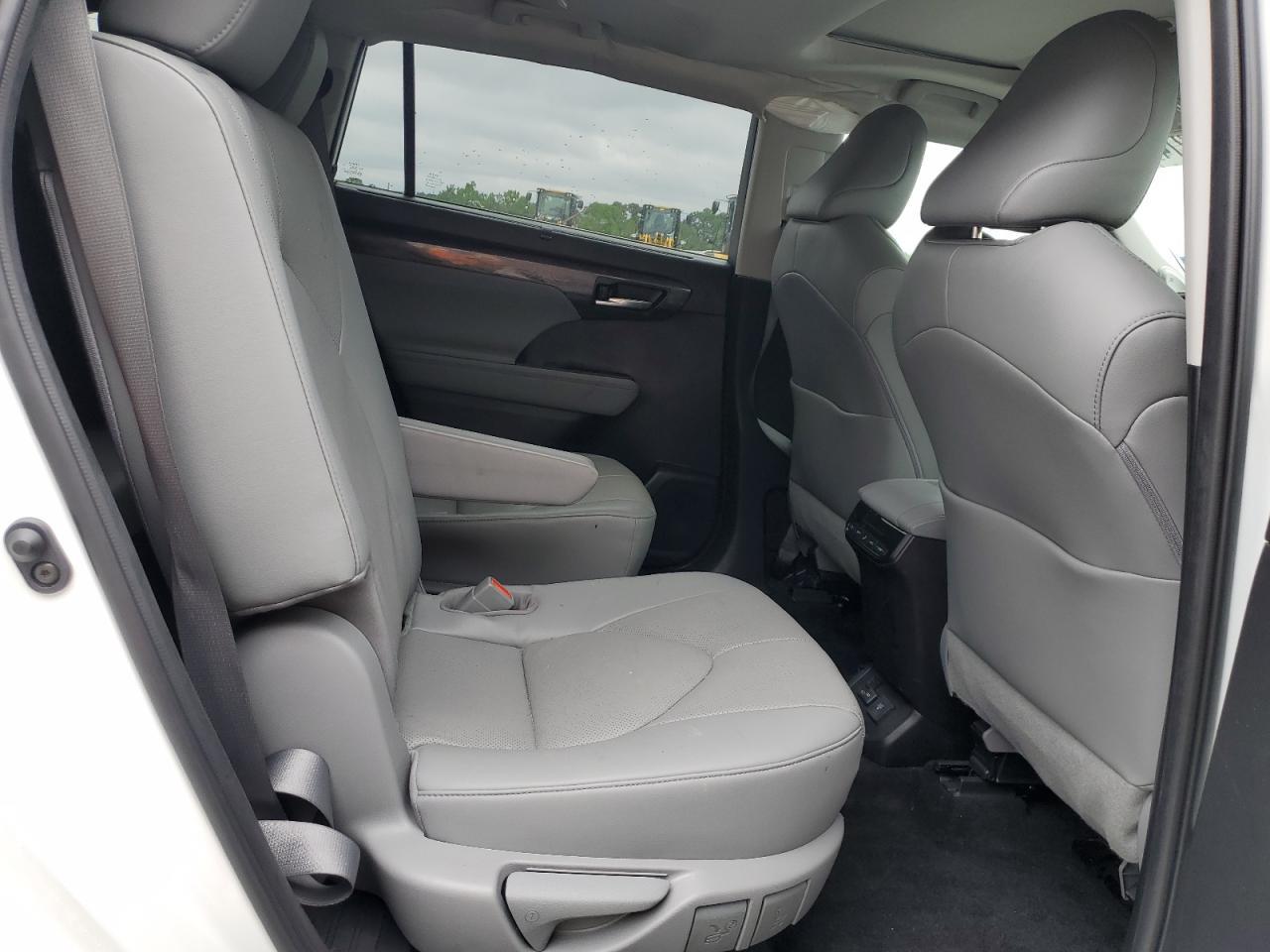 2023 TOYOTA HIGHLANDER L VIN:5TDKDRAH1PS023042