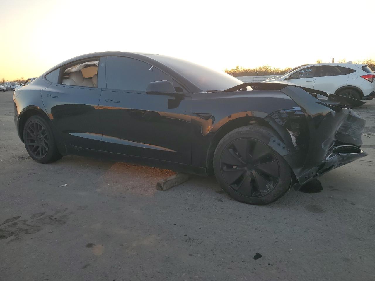 2024 TESLA MODEL 3  VIN:5YJ3E1EA4RF830565