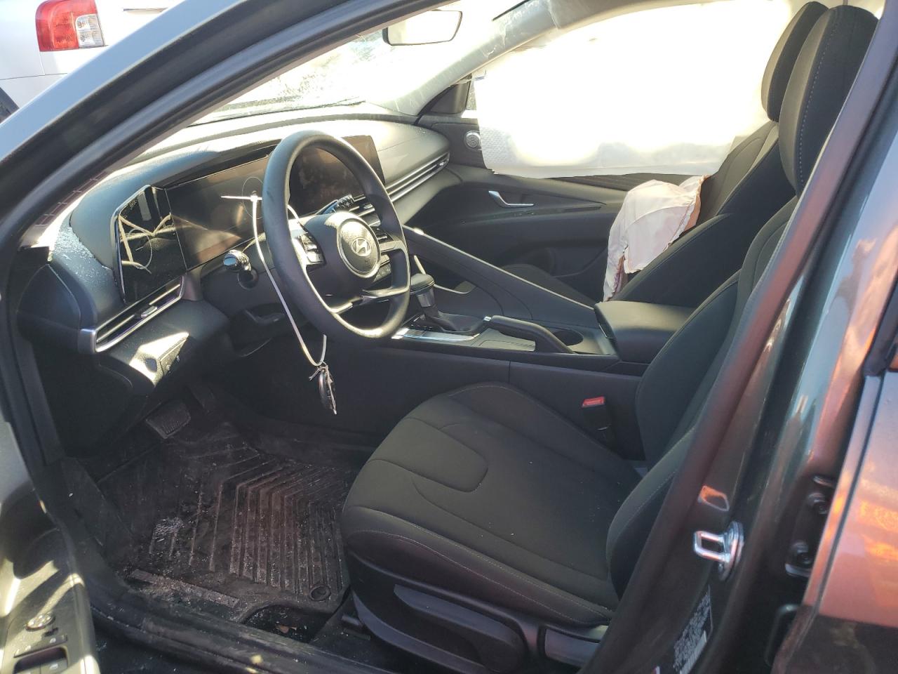 2024 HYUNDAI ELANTRA SEL VIN:KMHLM4DG2RU799331