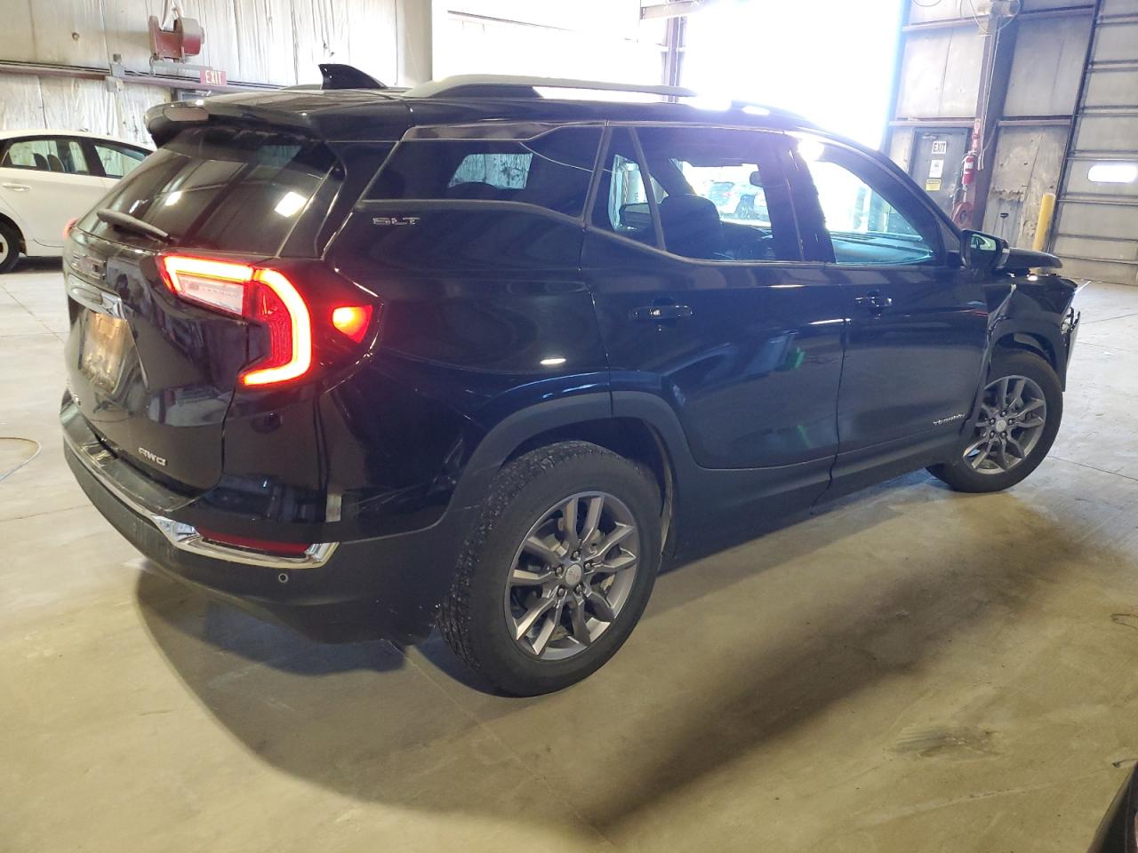 2022 GMC TERRAIN SLT VIN:3GKALVEV2NL215648