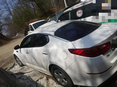 2015 Kia K5 KNAGN418BFA640577 VIN:KNAGN418BFA640577