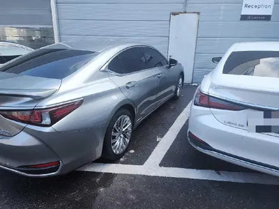 2020 Lexus ES 300 VIN:
