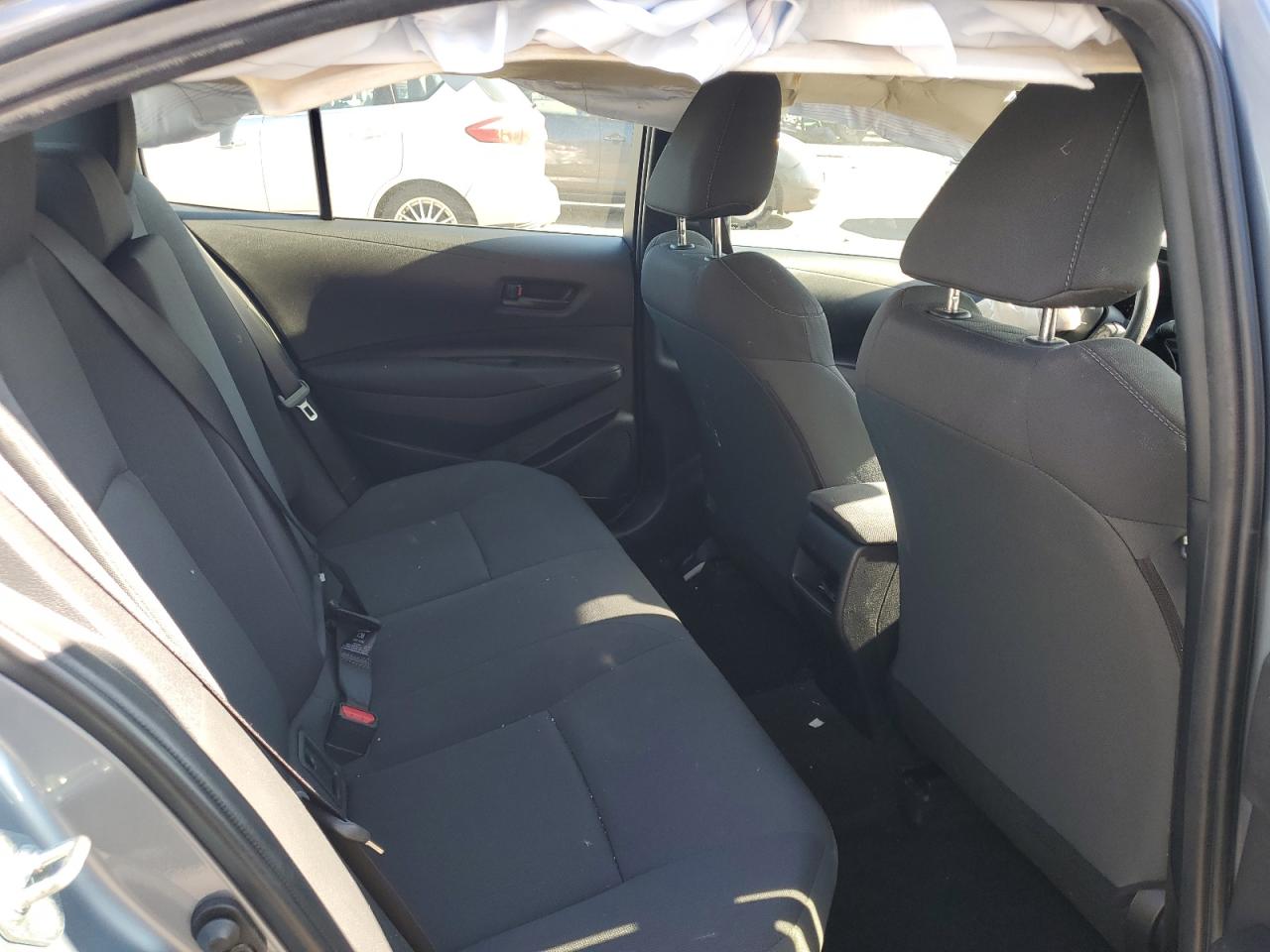 2022 TOYOTA COROLLA LE VIN:JTDEAMDE7NJ055398